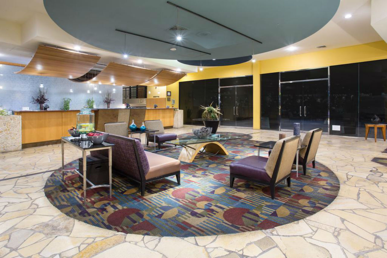 Embassy Suites By Hilton Phoenix Biltmore Екстериор снимка